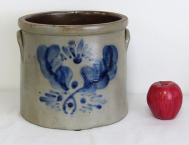 Somerset Pottery Works 2 Gal Stoneware Blue Dec Crock