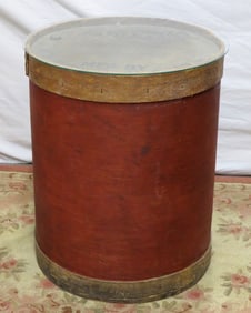 W.H. Hutchinson Bottle Cap Barrel 100 Gross Early 20th C. Chicago