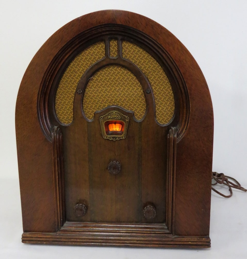 Art Deco Philco Type 52 Tabletop AM Radio - Restored & Working (1 of 7)