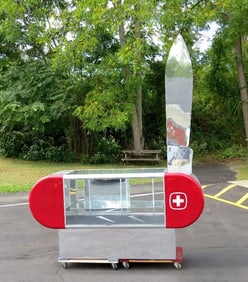 Dealer Showcase - The Largest Swiss Army Knife Ever!