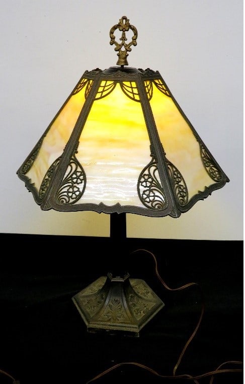 Arts & Crafts Era 6 Panel Slag Glass Table Lamp (1 of 7)