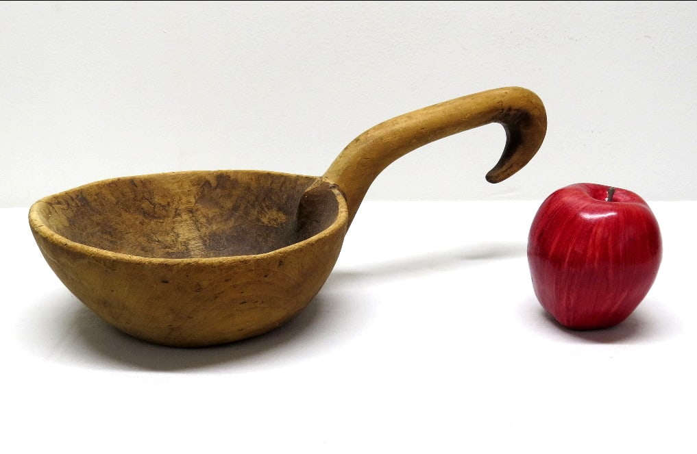 Primitive 18th-19th C. Carved Burl Scoop: A magnificent 18th-19th Century one piece carved wooden burl bowl scoop, 14" length, bowl diameter 7.5" original patina a wonderful piece of early kitchen ware.