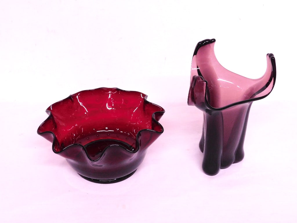 Two Mid-Century Glass Items - Viking & Bischoff Glass: Two excellent quality mid-century glass pieces, first a Bischoff Glass ruby red controlled bubble bowl with flared rim, the other a Viking Glass 3 prong amethyst vase w/polished base. Bowl is 9.5" dia