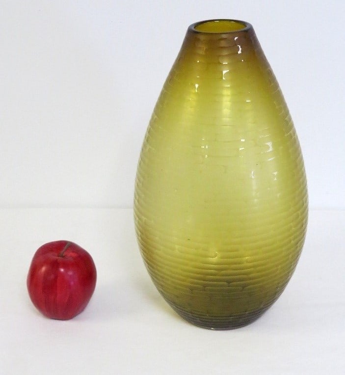 A Mid Century Italian Battuto Vase In Amber Glass w/Pontil: An MCM Battuto vase standing 13.5" in height with polished pontil in a honey amber glass, no damage, striking.