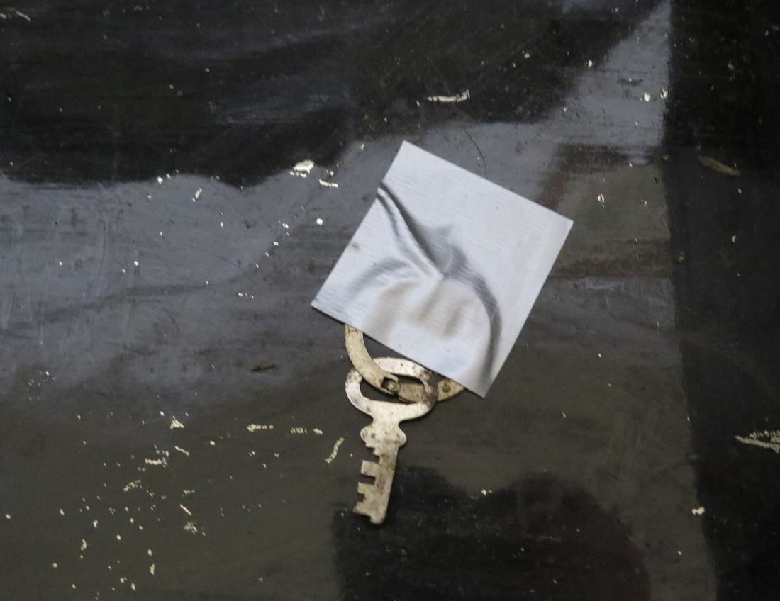 A large sized early 20th C. Document Box - 3