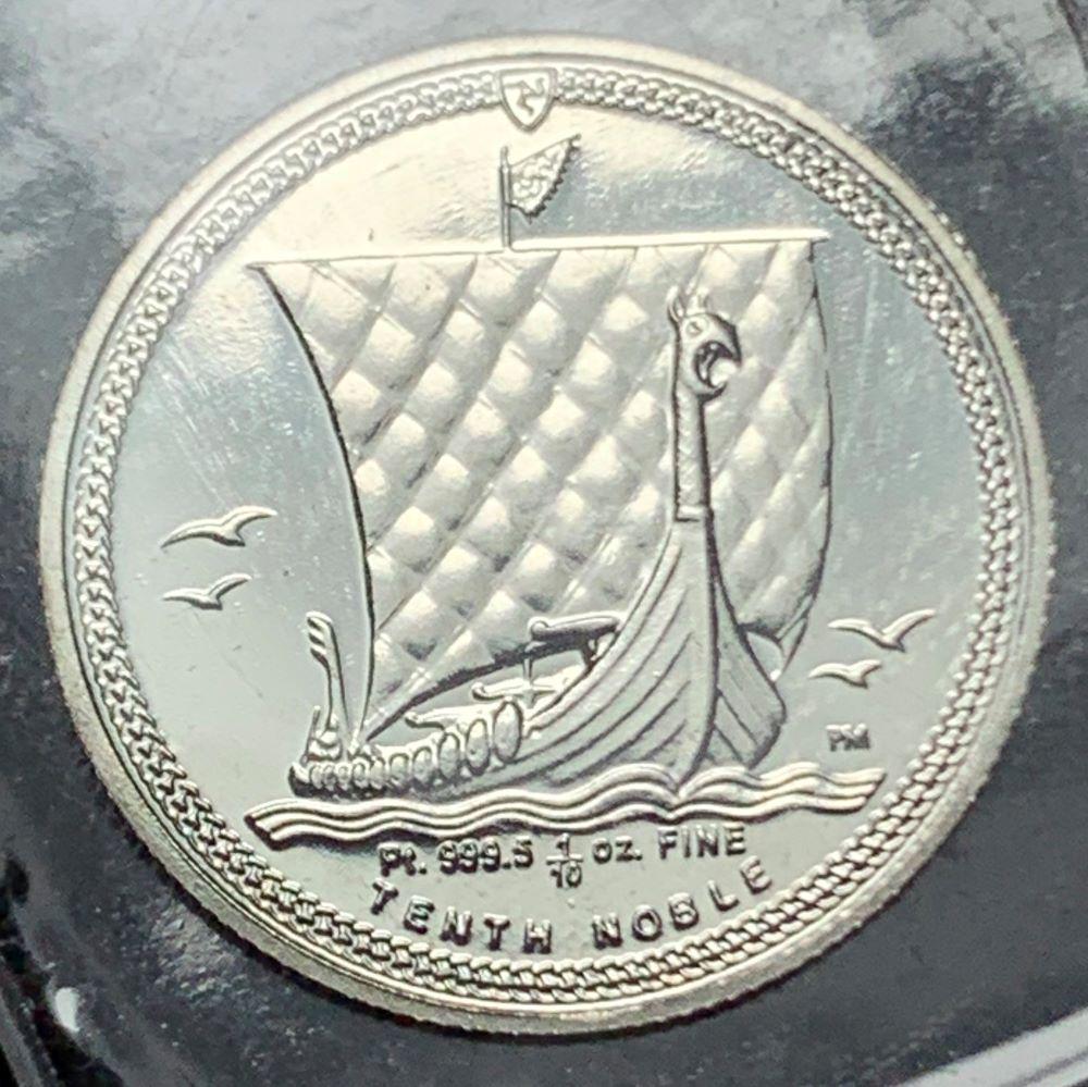 2016 Isle Of Man Noble Platinum 1/10th ozt (1 of 2)