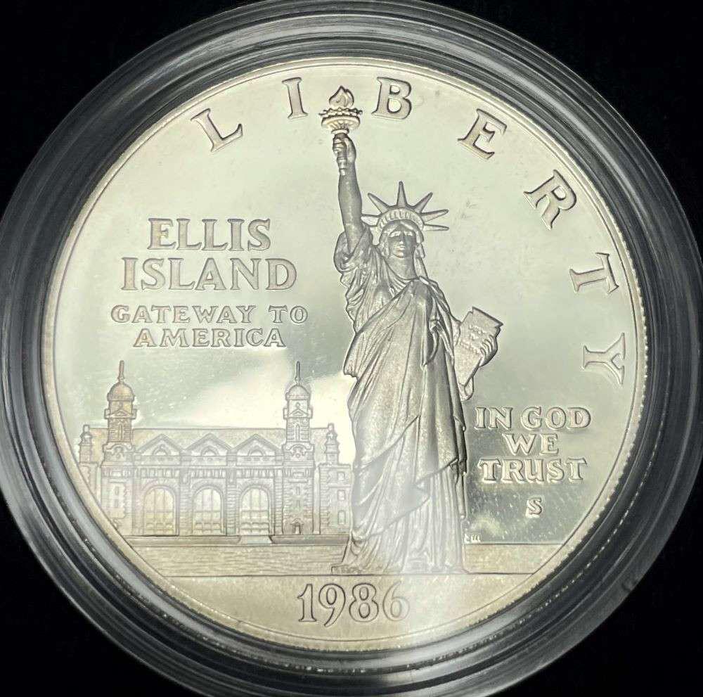 1986-S Statue of Liberty Proof Silver Commemorative Dollar (1 of 2)