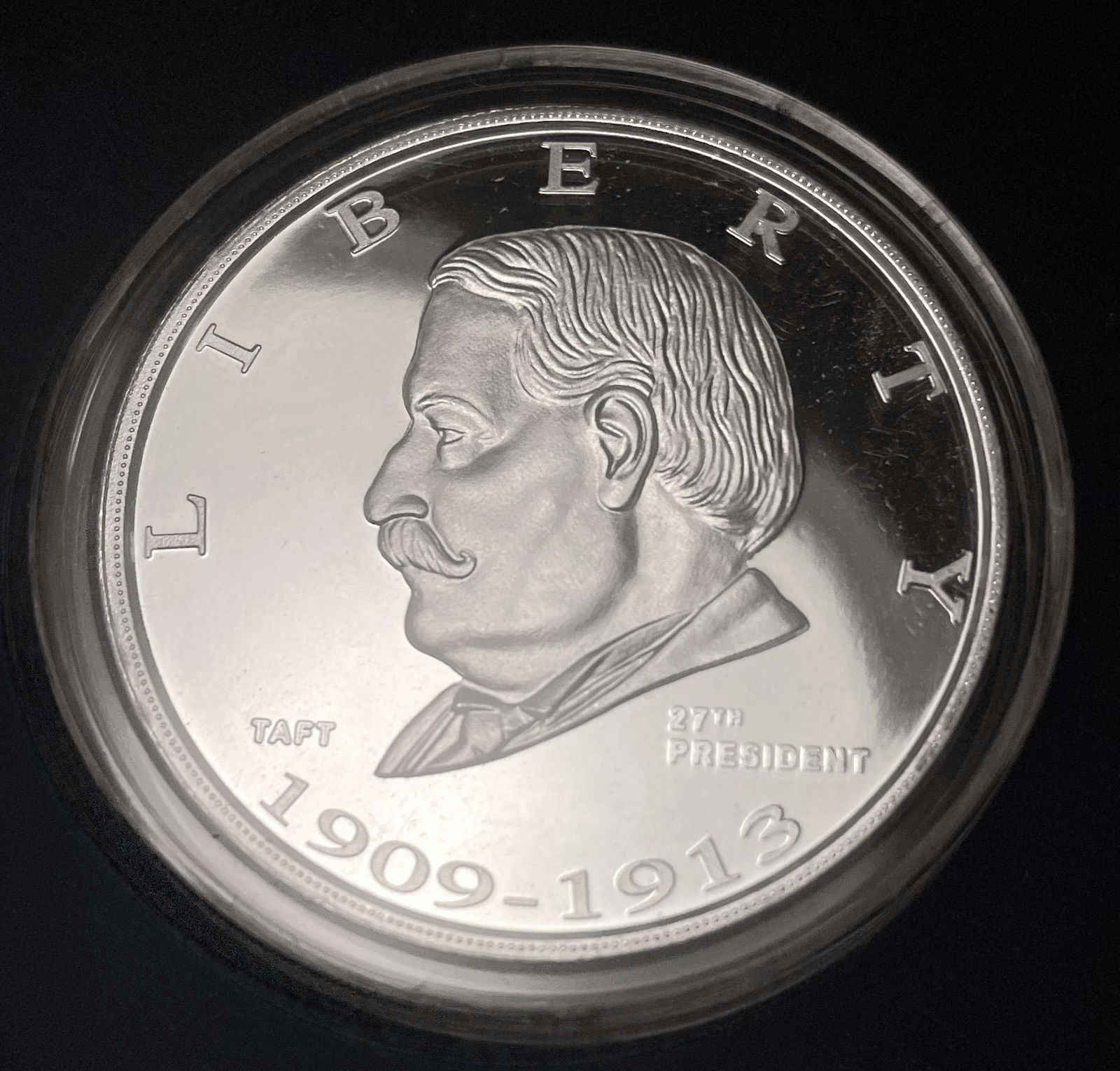 Danbury William H. Taft Proof 1 ozt .999 Silver (1 of 4)
