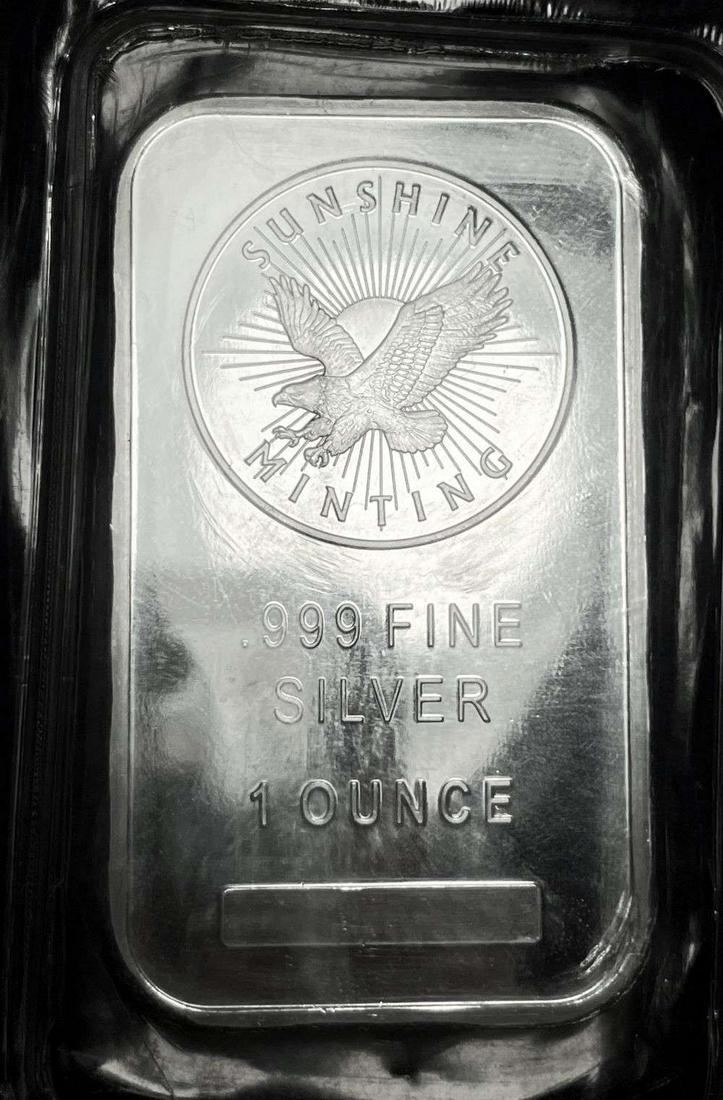 Sunshine Minting Eagle 1 ozt .999 Silver Bar (1 of 2)
