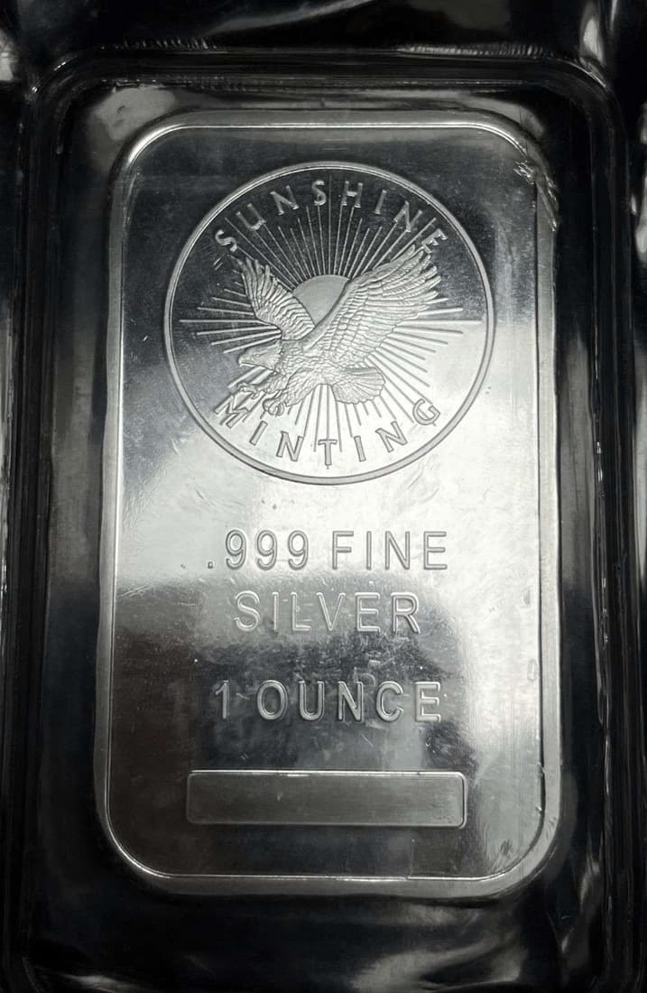 Sunshine Minting Eagle 1 ozt .999 Silver Bar (1 of 2)
