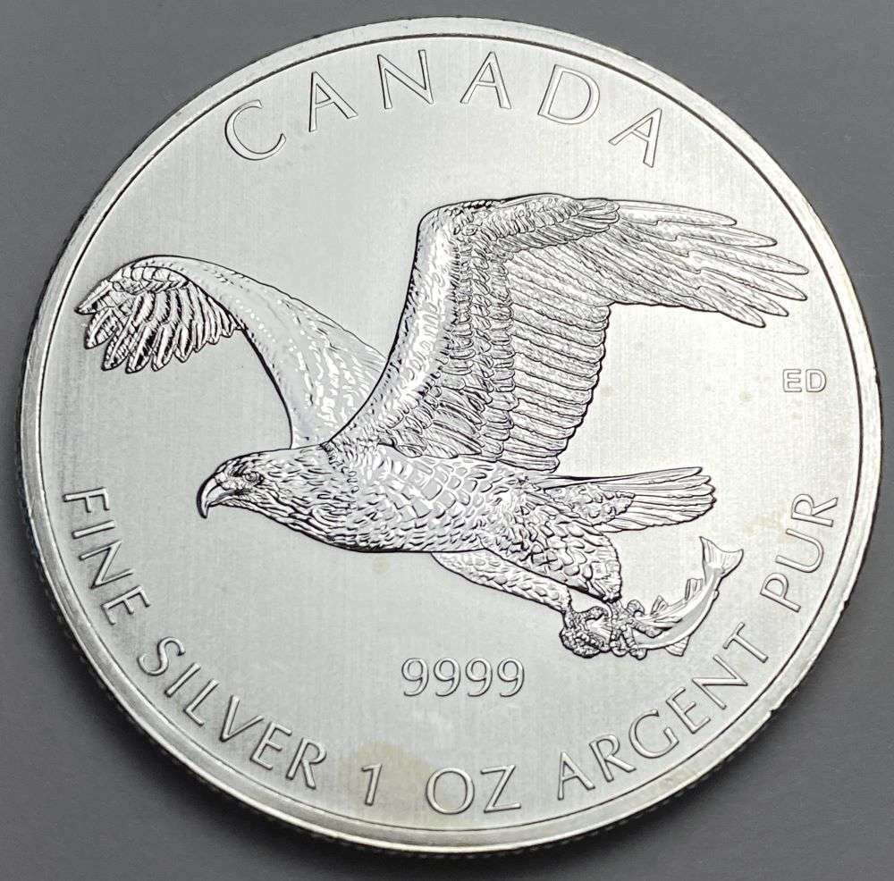 2014 Canada $5 Bald Eagle 1 ozt .9999 Silver (1 of 2)