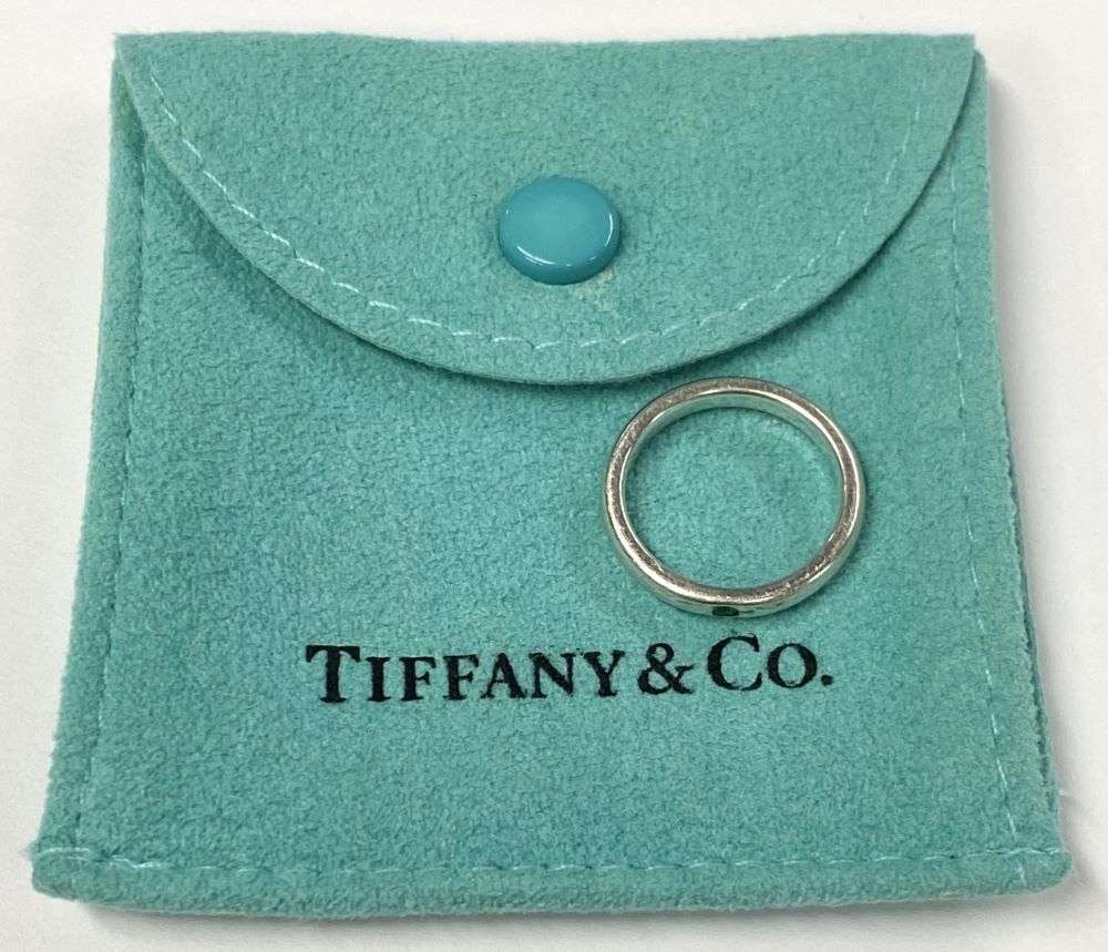 Tiffany & Co. Elsa Peretti Stacking Ring W/ Green Emerald .925 Sterling Silver (1 of 9)