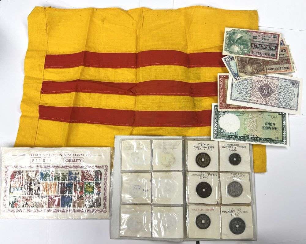 Vietnamese Coins 1820-1953 / War Time Flag / Currency / Stamps (1 of 12)