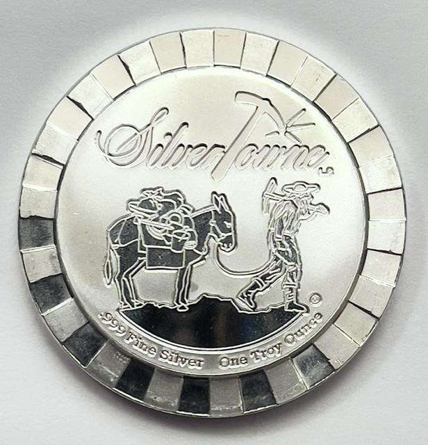 Silvertowne Prospector 1 ozt .999 Silver: Winner shall receive the exact round shown here. (SJ/B)
