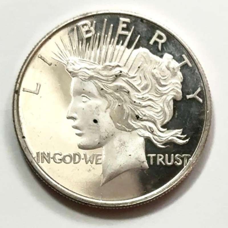 Peace Dollar Design Proof 1 ozt .999 Silver: Winner shall receive the exact round shown here. (SJ/FT)
