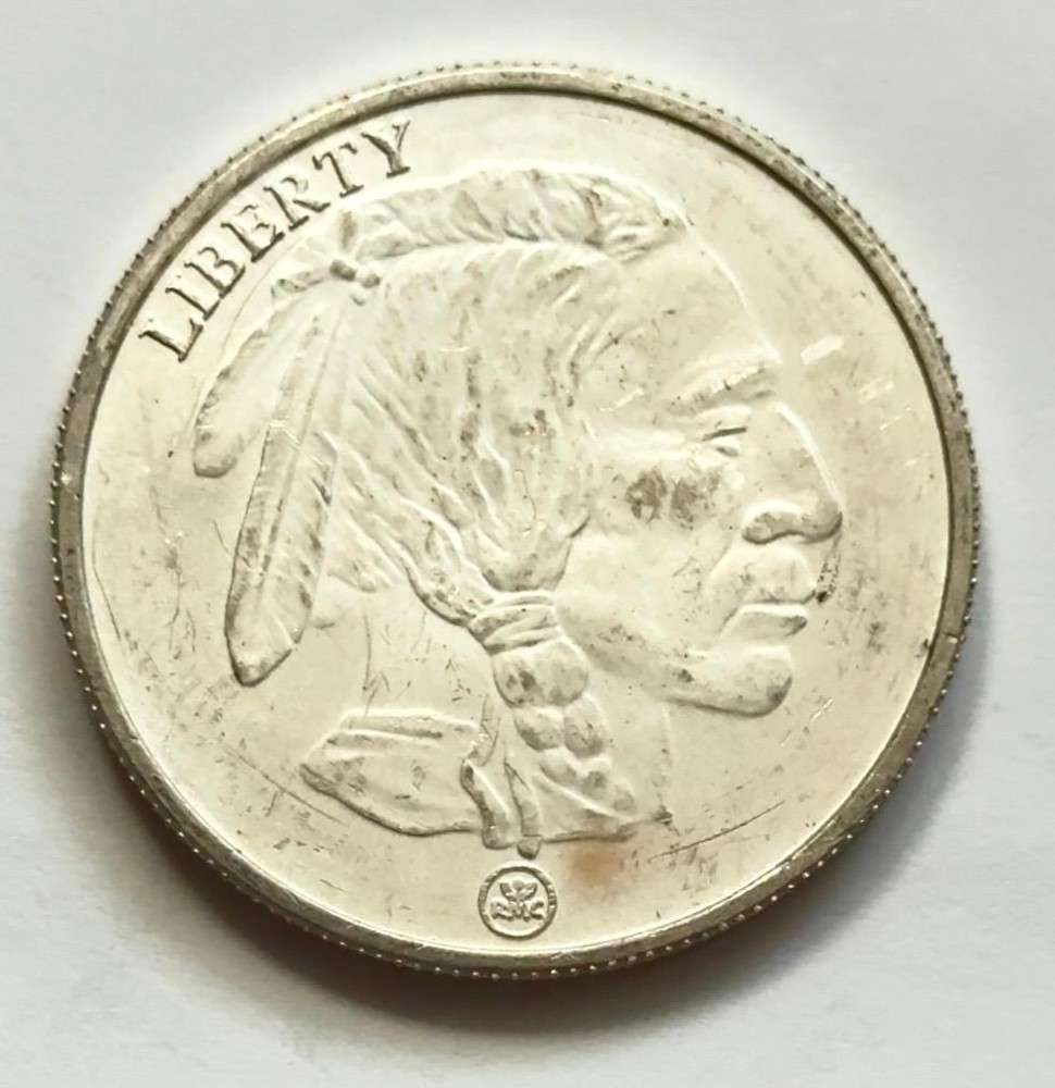 Buffalo 1 ozt .999 Silver: Winner shall receive the exact round shown here. (SJ/FT)