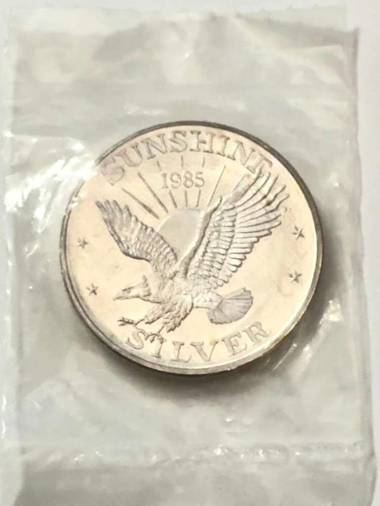 1985 Toned Sunshine Mining 1 ozt .999 Silver (1 of 3)
