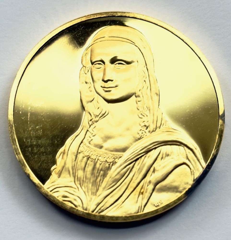 Franklin Mint "Mona Lisa" 24Kt Gold Plated 2.33 ozt .925 Silver: Winner shall receive the exact medal shown here. This medal is from the Franklin Mint's 100 Greatest Masterpieces set. (SJ/B)