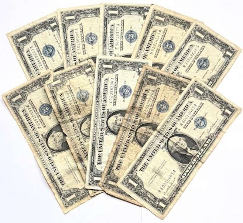 (10) 1957 United States $1 One Dollar Silver Certificate Blue Seal Bank Notes (1 of 7)