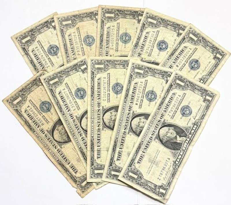 (10) 1957 United States $1 One Dollar Silver Certificate Blue Seal Bank Notes (1 of 7)