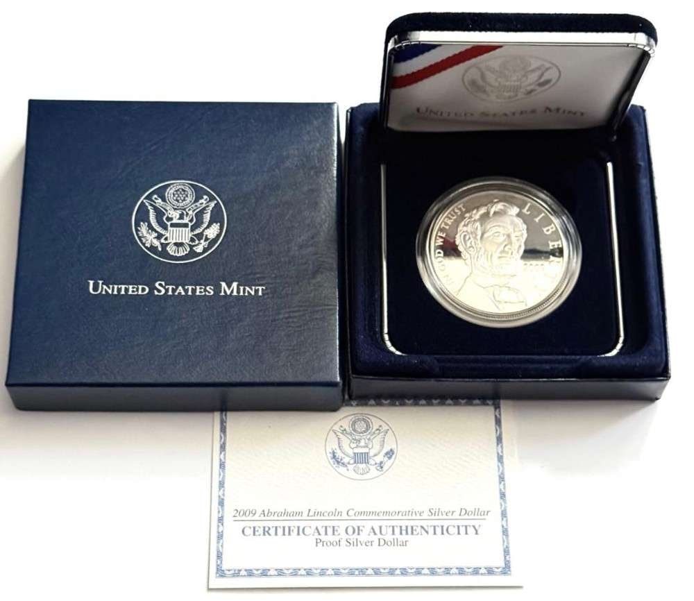 2009 U.S. Mint Abraham Lincoln Commemorative Proof Silver Dollar (1 of 4)