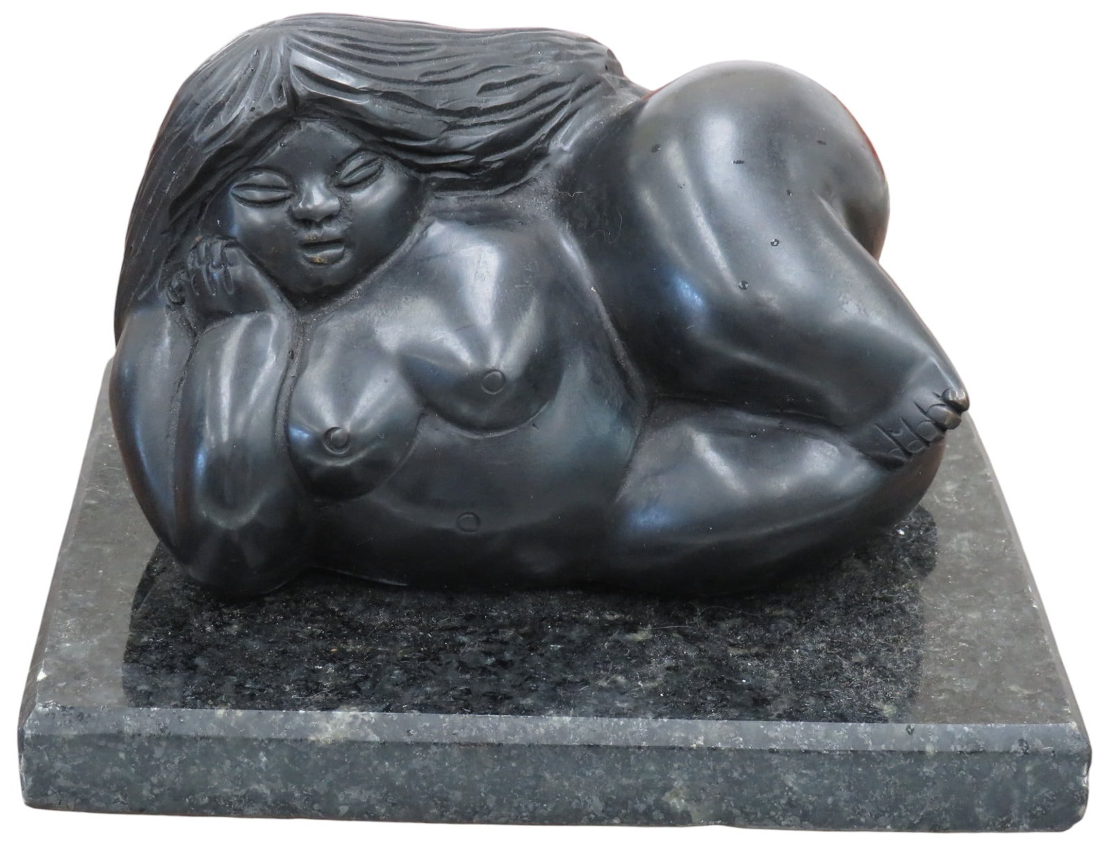 black bronze sculpture signed Botero (1 of 7)