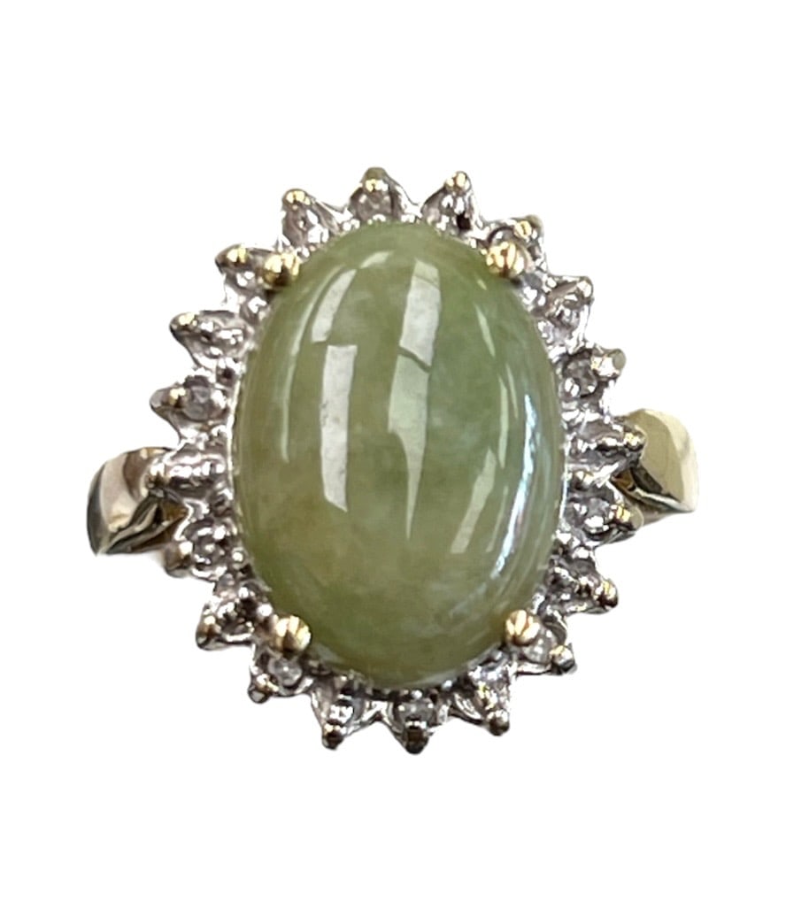 Jade ladies Ring (1 of 3)