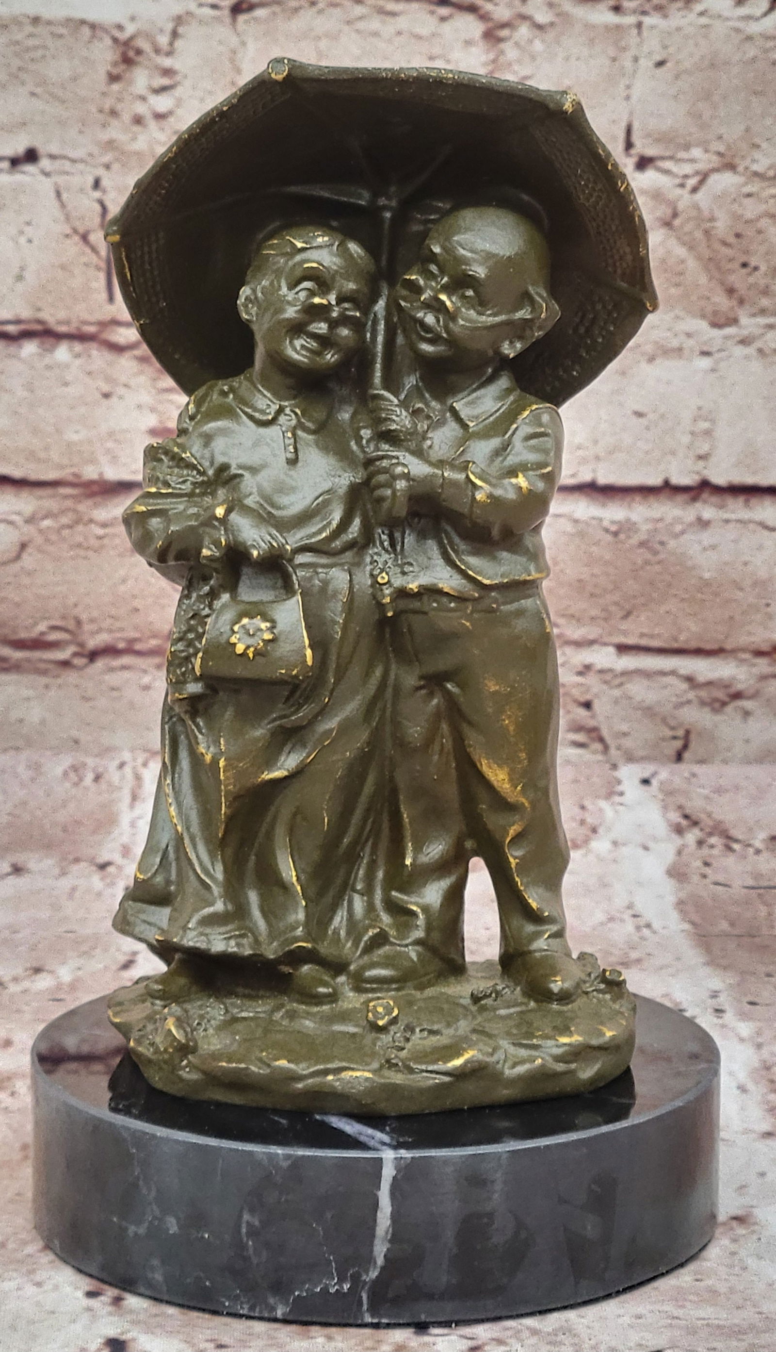 Charming Bronze Elderly Couple Figurative Sculpture ? Holding Umbrella Figurine (1 of 4)