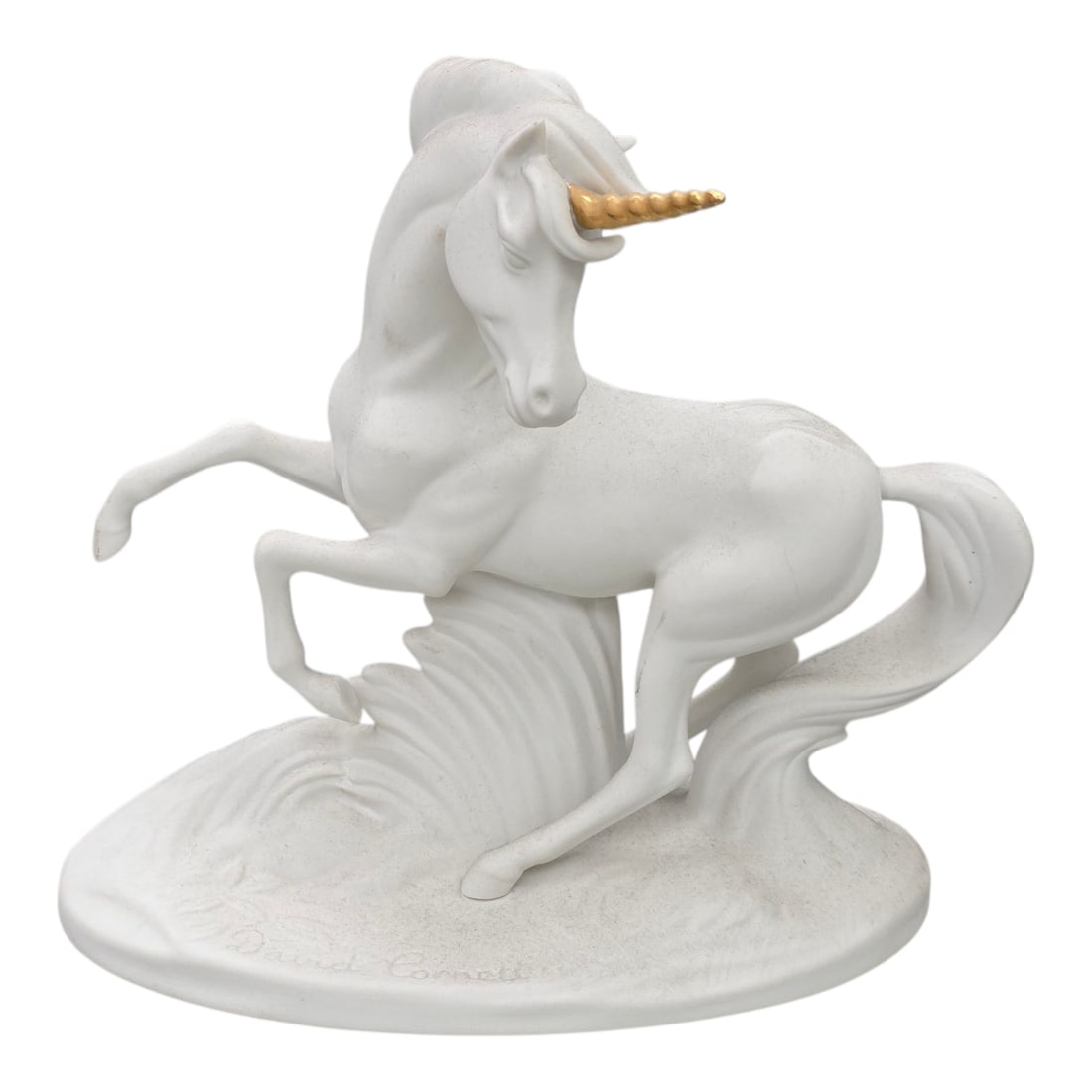 1986 Porcelain White Unicorn Spirit Of Romance By David Cornell Franklin Mint: 7.5" x 8" x 4.5"