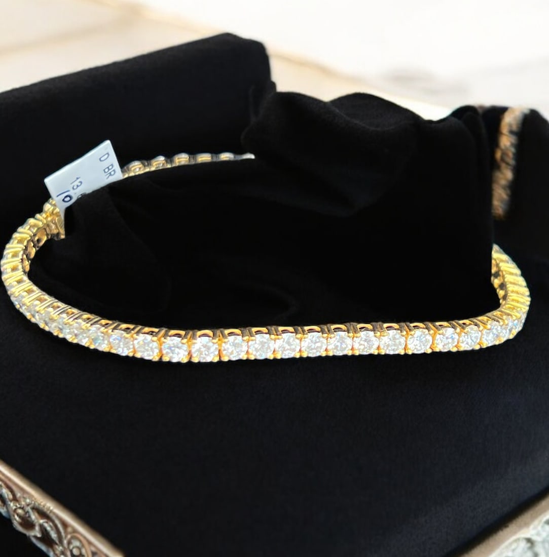 Tennis Diamonds Bracelet: Lab Diamonds 13,68 grams 9.06 ct