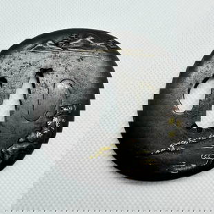 KATANA TSUBA Japanese Original Edo Sword Antique: Japanese Original Edo Antique Art: Size(mm): 71 x 69 x 5