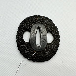 KATANA TSUBA Japanese Original Edo Sword Antique: Japanese Original Edo Antique Art: Size(mm): 62 x 59 x 5