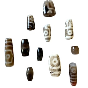 A Group Tibetan Dzi Bead Himalayan Pendant