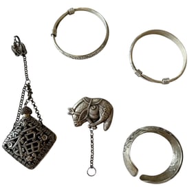 A Group tibetan silver jewelry