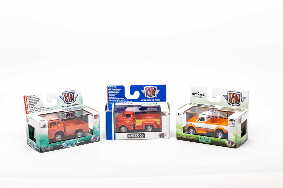 1:64 Die Cast M2 Trucks (3) (1 of 2)