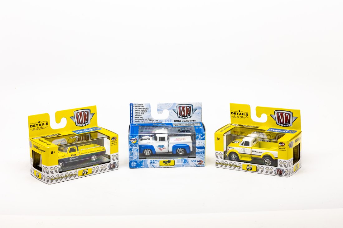 1:64 Die Cast M2 Trucks (3) (1 of 2)