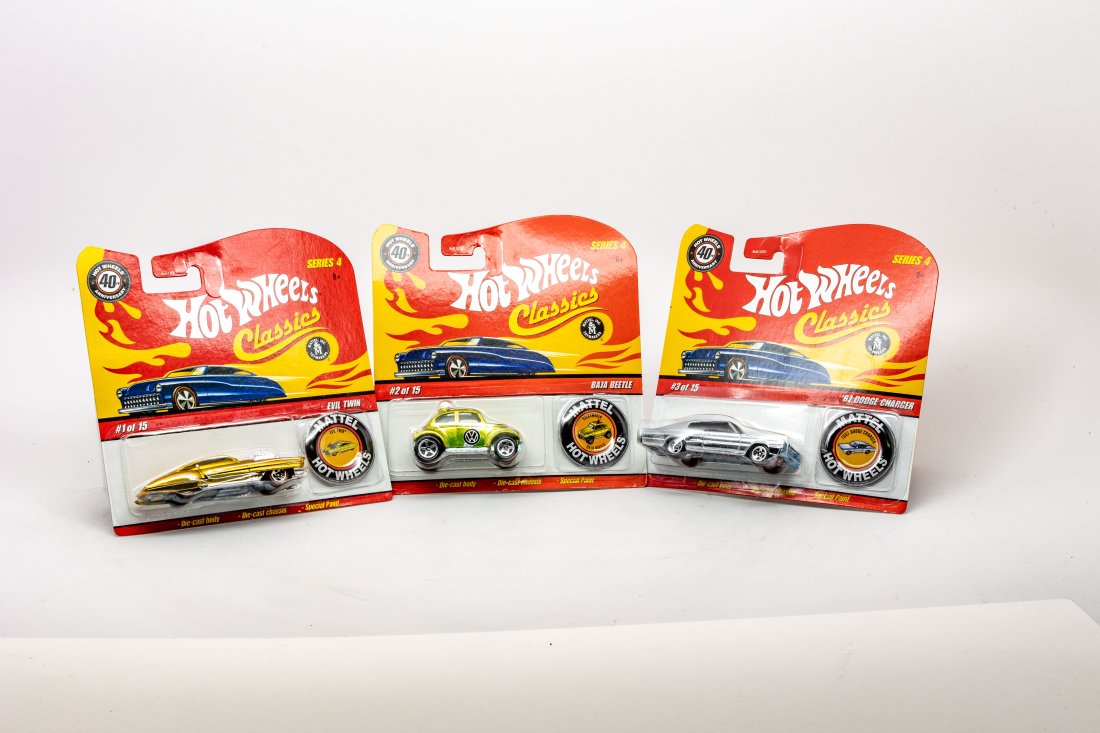Hot Wheels Classics Car(s)1-2-3 Series 4: Hot Wheels Classics Car(s) 1-2-3 of 15 Series 4