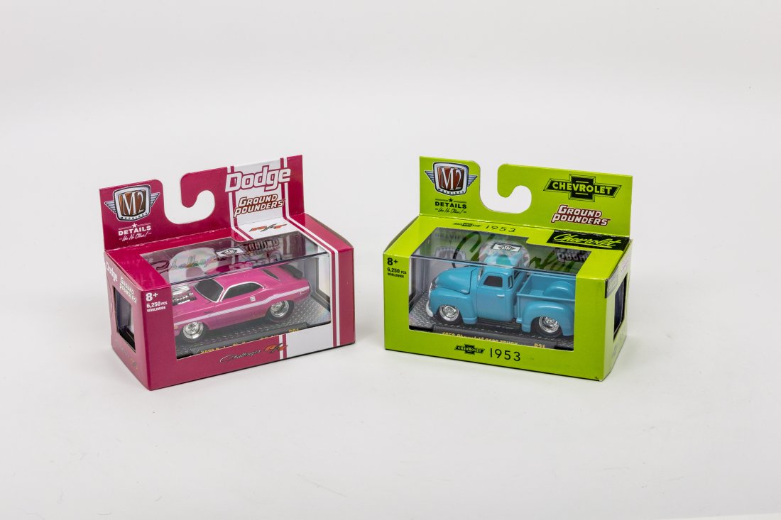 M2 Die Cast Cars Ground Pounders in Box 1:64 Scale (2) (1 of 2)