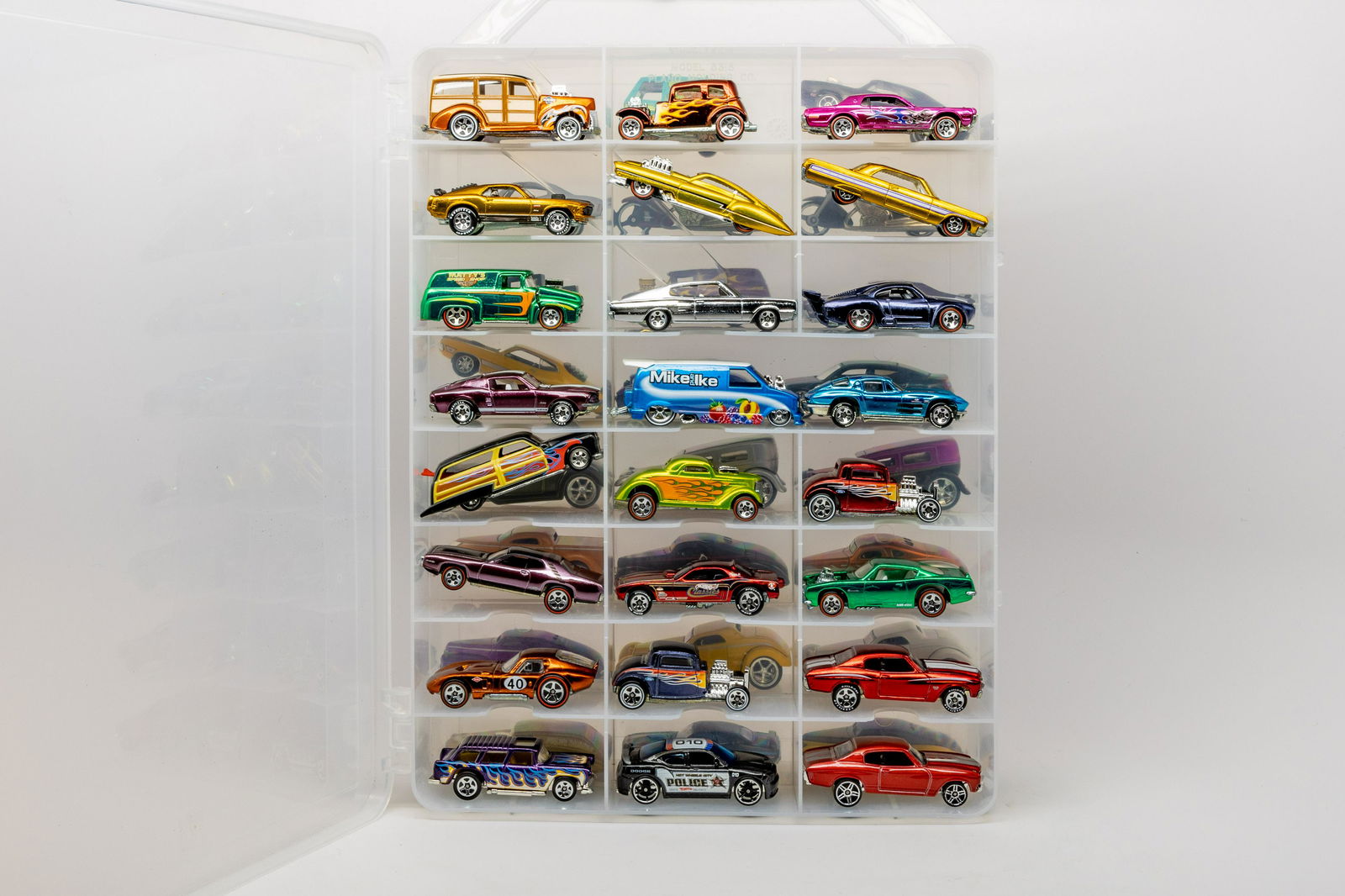 24 Hot Wheels "Mint Shape" Loose--Case NOT Included: 24 Hot Wheels "Mint Shape" Loose--Case NOT Included