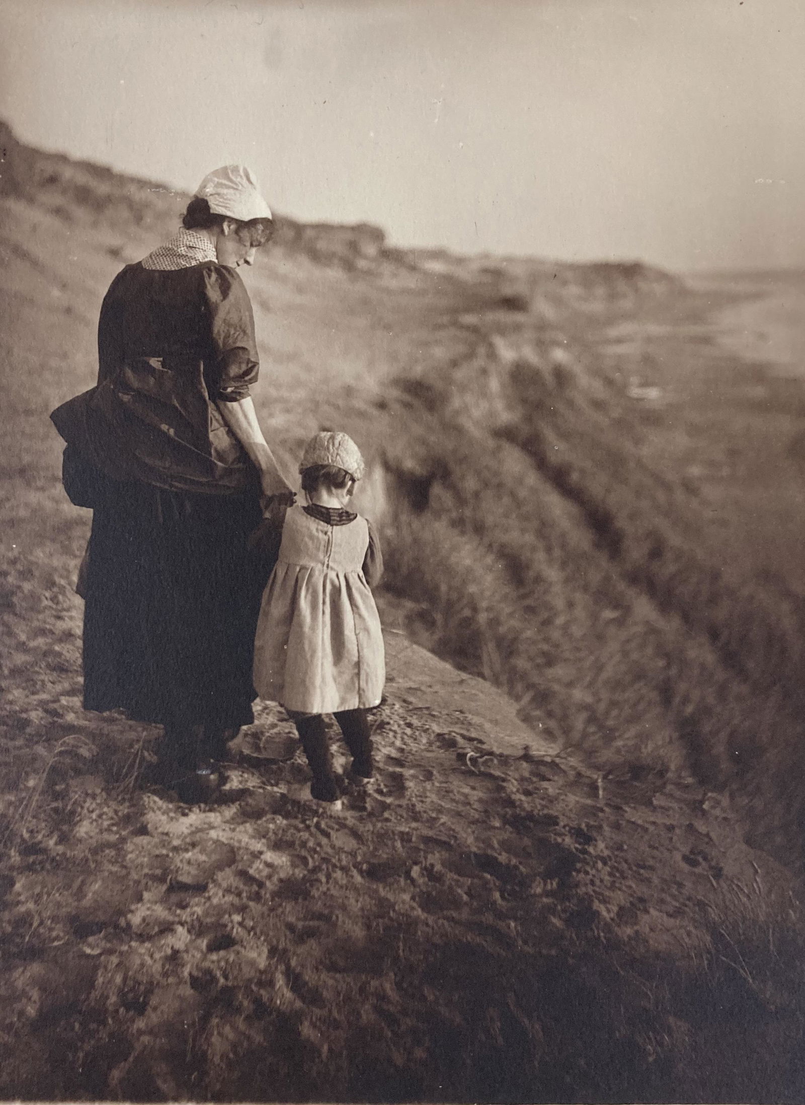 MYRA ALBERT WIGGINS Edge of the Cliff PLATINUM PRINT 1910 ALFRED STIEGLITZ Photo-Secession (1 of 15)