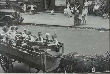 HELEN LEVITT Signed KIDS IN A WAGON 1920S Vintage Gelatin Silver Print NEW YORK CITY: ARTIST: Helen Levitt (Bensonhurst, NY, and New York City, 1913 - 2009) TITLE: Untitled, Children in a horse-drawn wagon in New York City MEDIUM: Vintage gelatin silver print IMAGE SIZE: 2 1/2" x 3