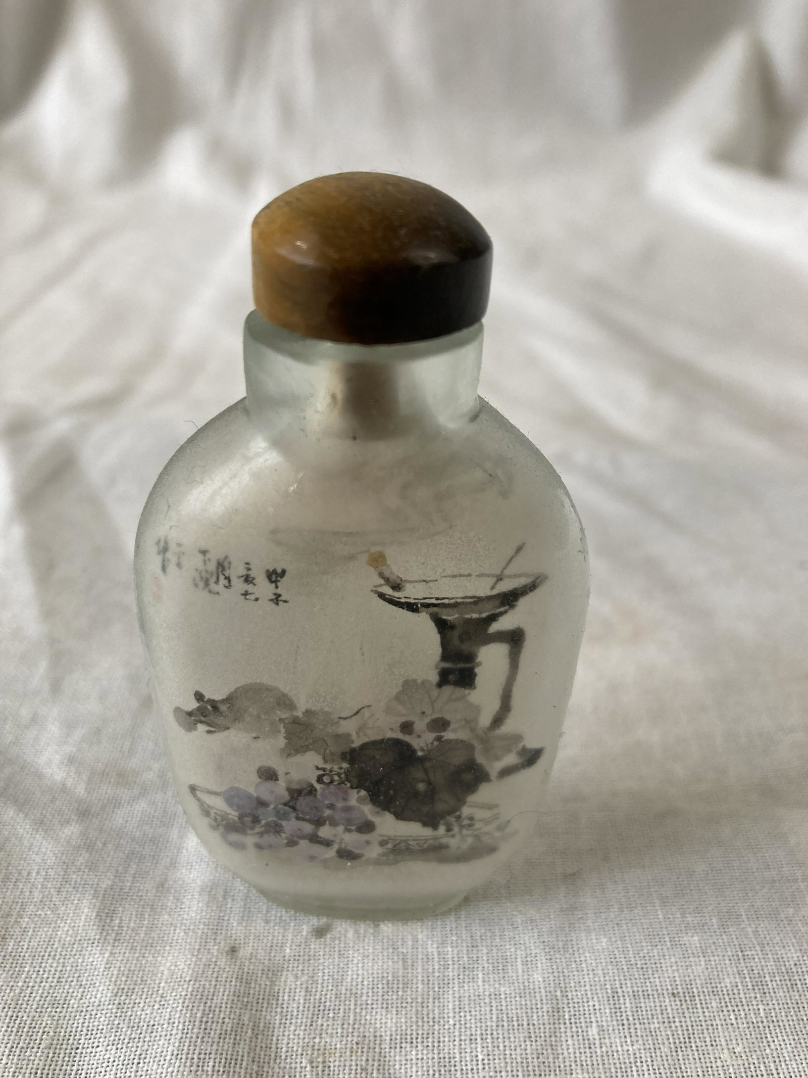 CHINESE REVERSE-PAINTED Signed Snuff Bottle STILL LIFE w/ Tea Pot & Flowers (1 of 12)