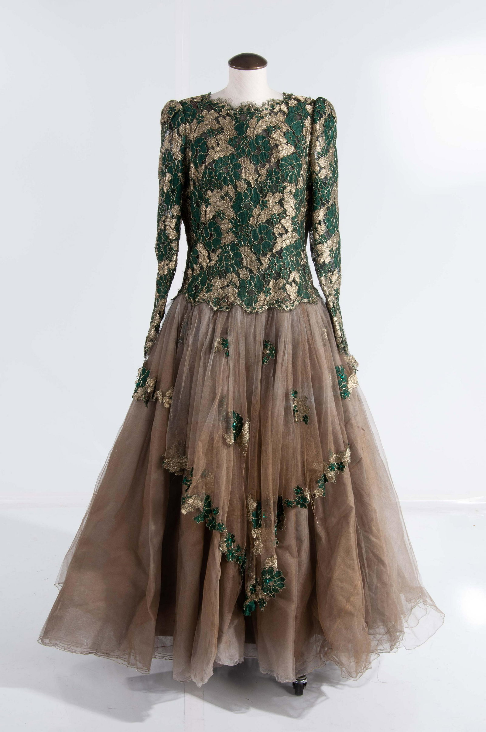 Michael Novarese for I. Magnin Lace Top Toole Petticoat Green/Gold: Front Neck to Bottom 54", Shoulder to Shoulder 16", Collar to Cuff 29", Shoulder to Cuff 26", Back Neck to Bottom 55", Chest 15", Pit to Pit 18", Waist 32", Pit to Cuff 15.5", Pit to Side Bottom 46", 