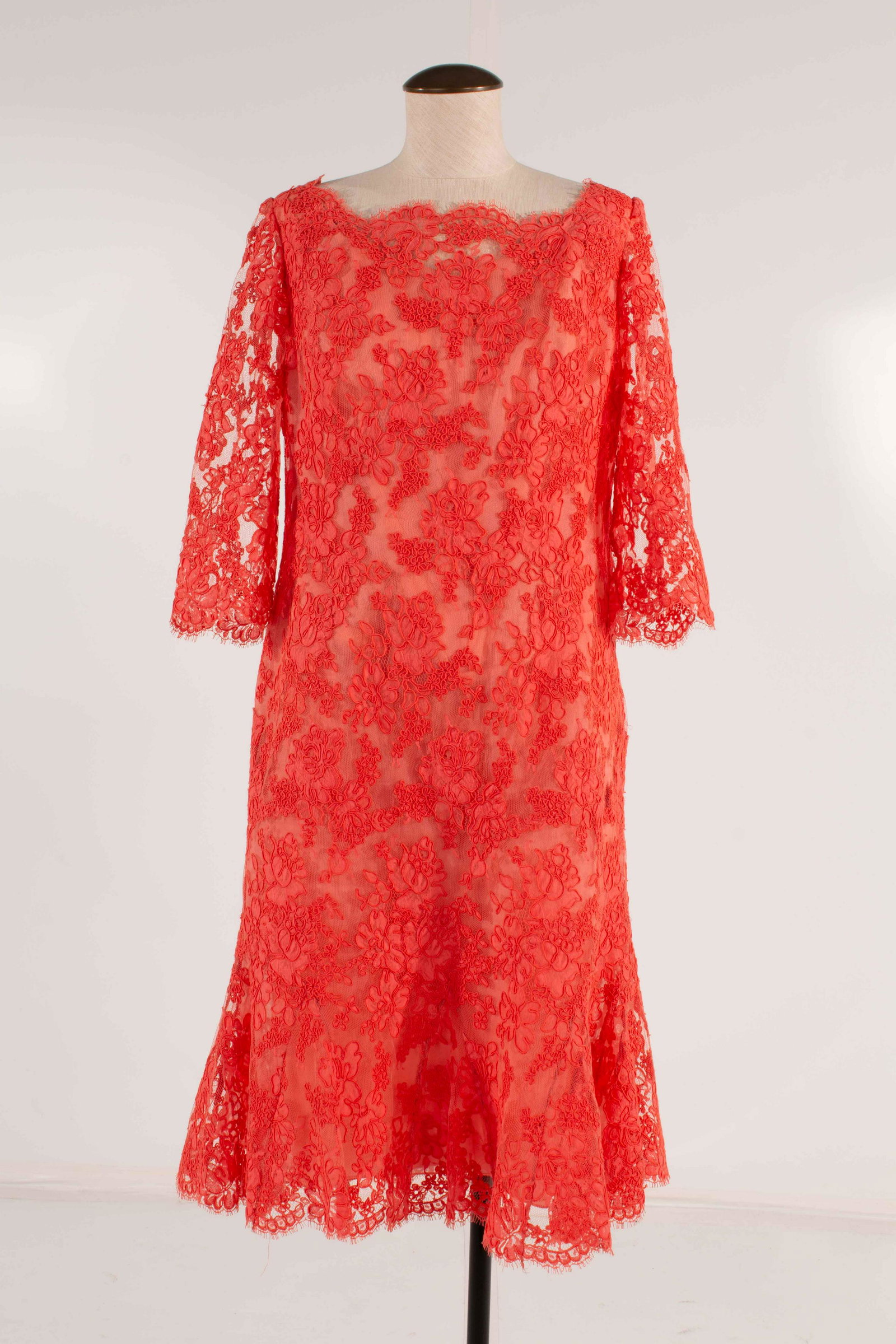 Lourdes Chavez Lace Dress Blood Orange: Lourdes Chavez Lace Dress Coral 3/4 Sleeve Sz. S/M; FRONT:40; Chest: 16; Collar-Cuff:19; Shoulder-Cuff:17; Pit-Pit:18; Pit-Cuff:9; Waist:34; Back of Neck-Bttm:37; Front Chest-Bttm:37