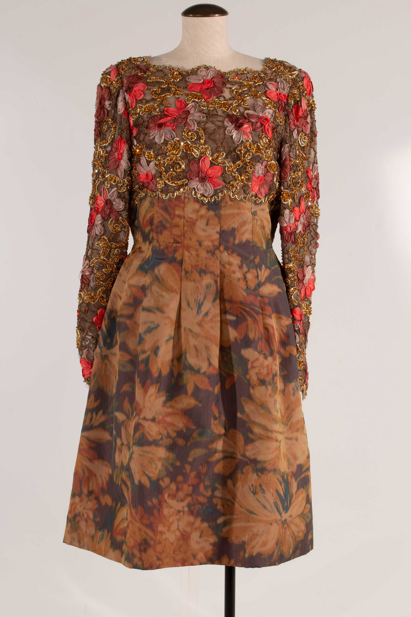 Michael Novarese Beaded Top Satin Dress Gold /Coral: Michael Novarese Beaded, Embroidered Top, Long Sleeve, Satin Short Princess Dress Gold /Coral; matching coat LOT#222; FRONT: 40; Chest:15.5; Collar-Cuff:28; Shoulder-Cuff:25; Shoulder-Shoulder:17; Pit