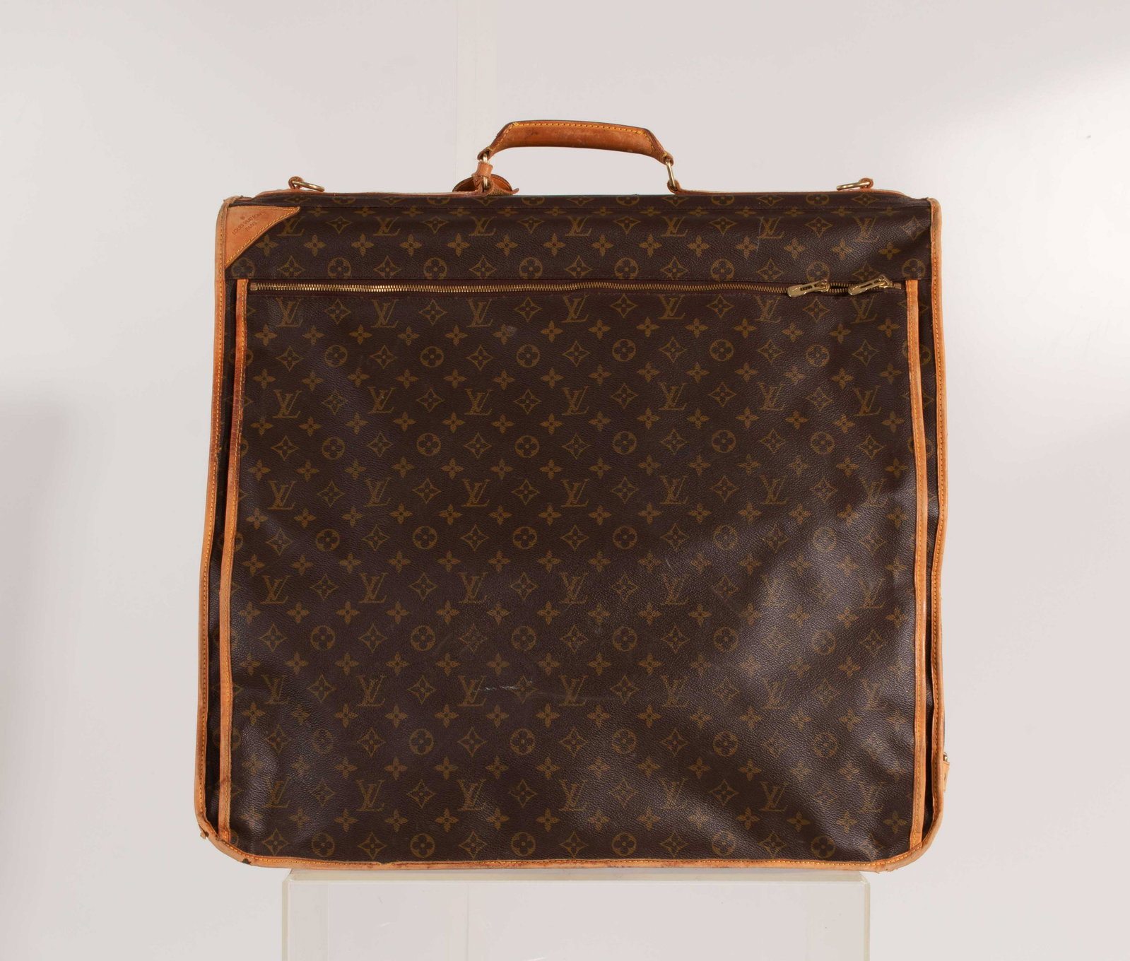 Louis Vuitton Monogram Portable Cabin Garment Bag Size L: Louis Vuitton Monogram Portable Cabin Garment Bag Size L, Missing Shoulder Strap & Hangers & Exterior Hook
