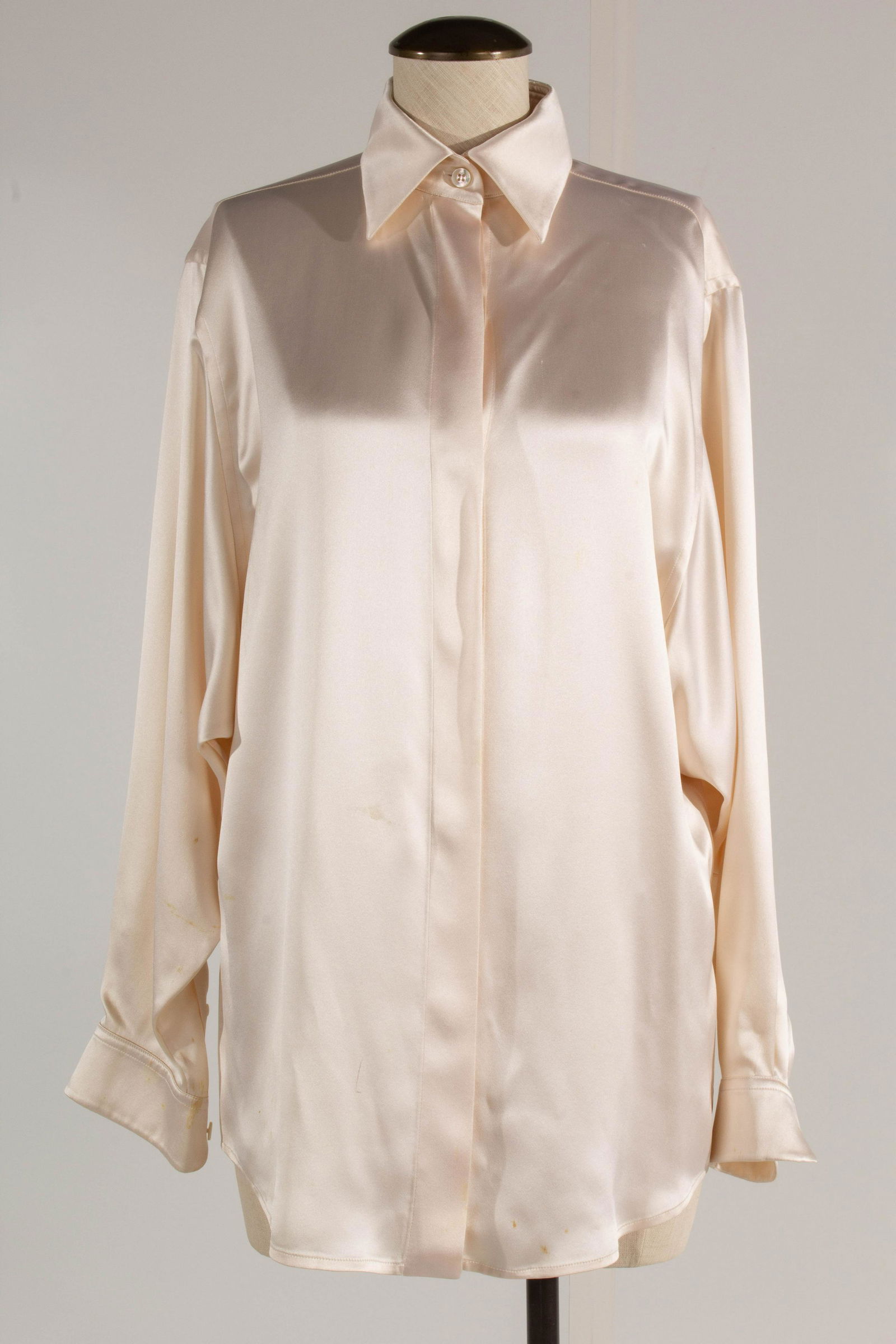 Hermes Satin Blouse Cream Size 38 (1 of 14)