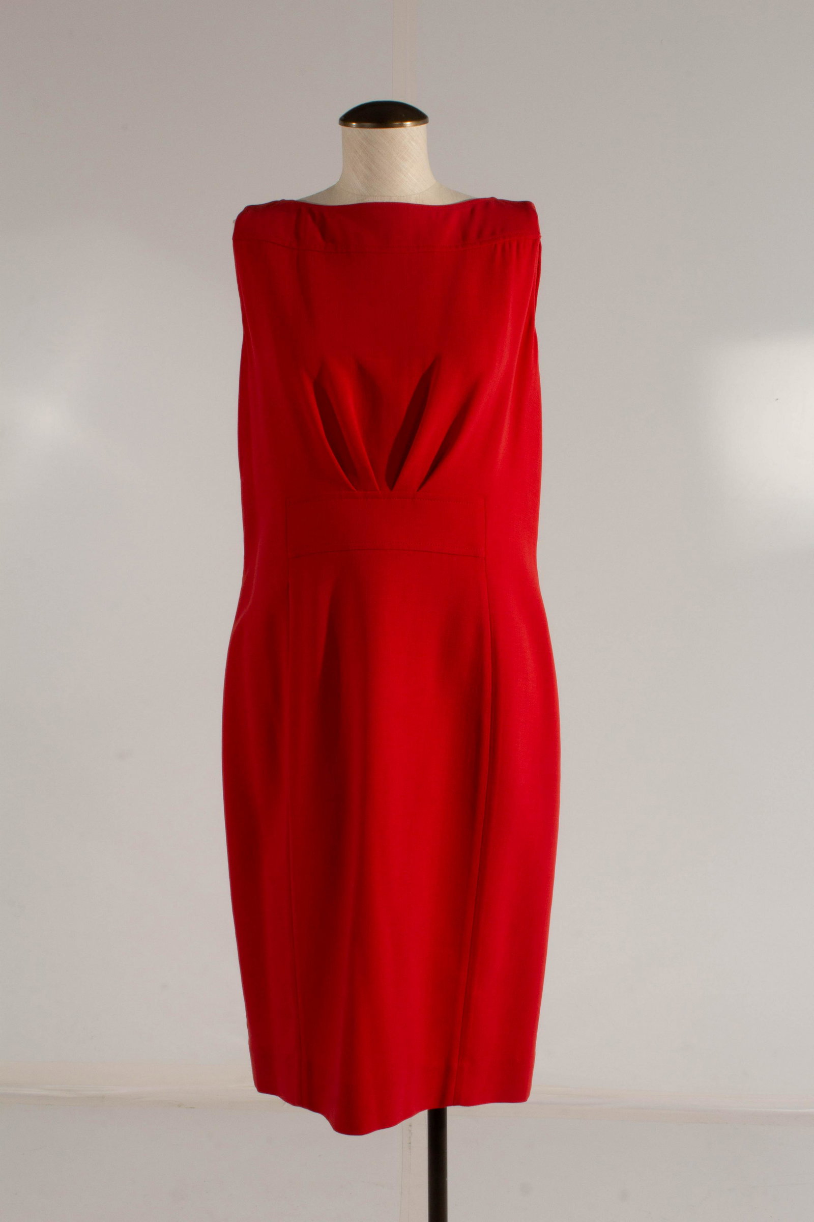 Agnona Wool Jersey Dress Size 46 ORANGE: Agnona Wool Jersey Dress Blood Orange SIZE 46 Front collar to bottom 37" ; back collar to bottom 38" ; shoulder to shoulder 13" ; chest 16.5" ; pit to pit 20" ; Pitto sidebottom 30" ; chest 31" ; Hem 