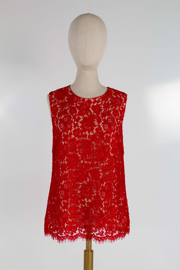 Dolce & Gabbana Red Lace Tank, Size 46: Dolce & Gabbana Red Lace Tank, Size 46, Front 27, Chest 15", Arm Hole 7"x4.5", Back top Neck to Bottom 24",