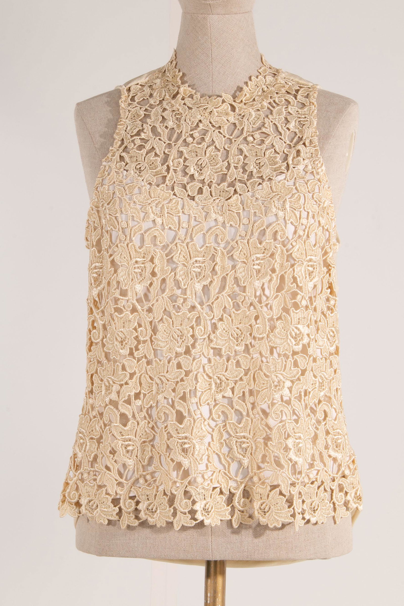 Diane Samandi for NM Floating Lace Tank Cream, Size L: Diane Samandi for Neiman Marcus Floating Lace Tank Cream, Size L, Front 21.5", Chest 10.5", Arm Hole Arm Hole 9"x6", Pit to Bottom Hem 12", Back Top collar to Bottom Hem 25", Pit to Pit 18"